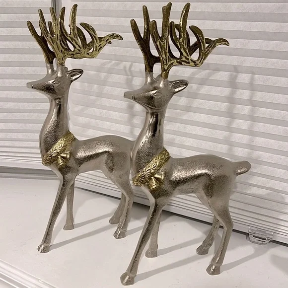 Metal / Standing Deers / Elegant Silver and Gold Reindeer Figurines / 2 pc. - Picture 1 of 13